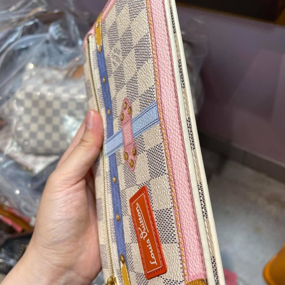 Authentic Louis Vuitton Azur wallet on chain trunk - Picture 5 of 12